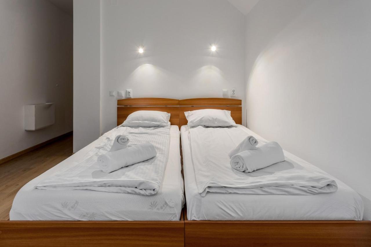 Dd Boutique Apartments 克卢日-纳波卡 外观 照片
