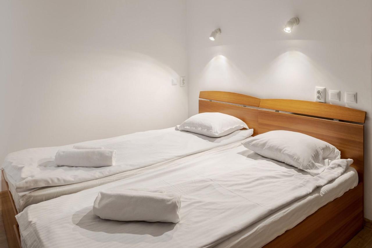 Dd Boutique Apartments 克卢日-纳波卡 外观 照片