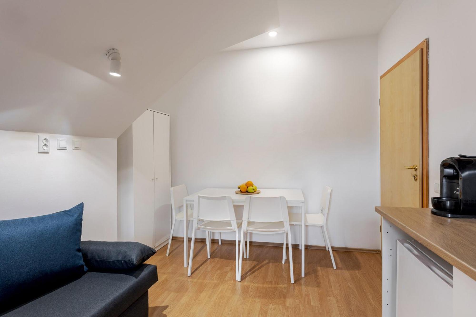 Dd Boutique Apartments 克卢日-纳波卡 客房 照片